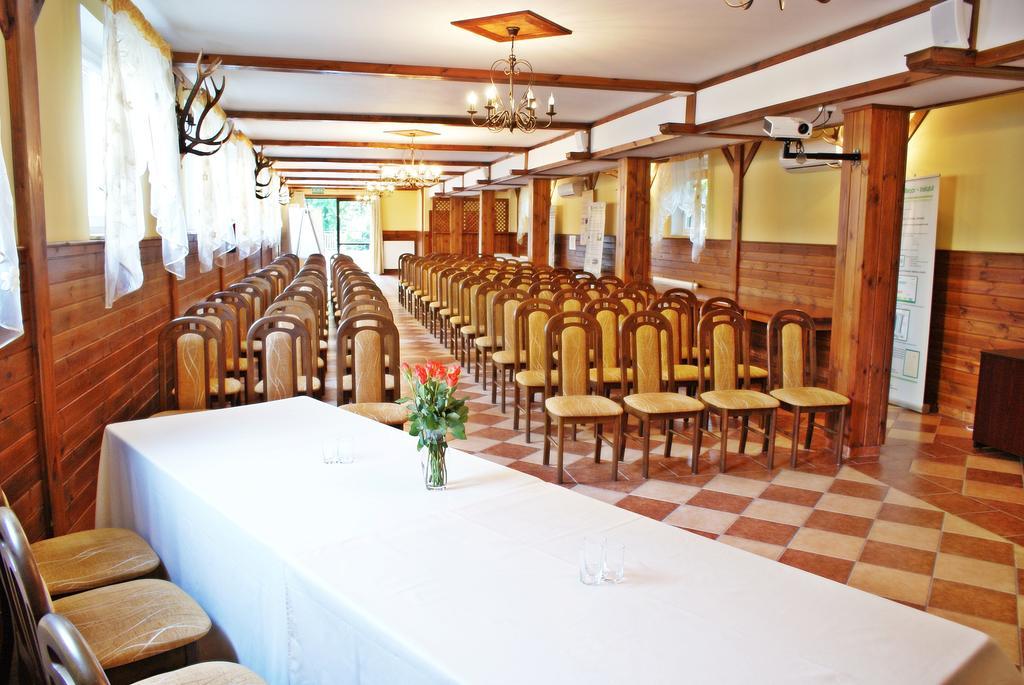 Augustowia Hotel Buitenkant foto